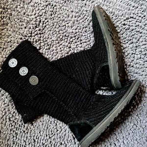 Black knitted UGG boots